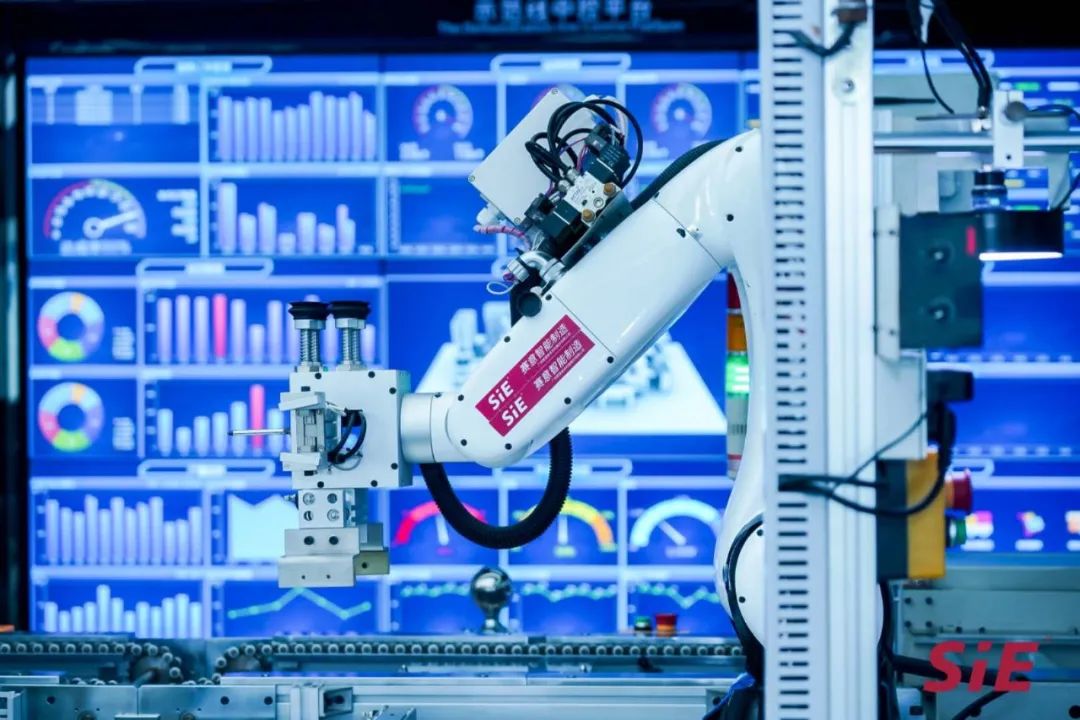 The 20th National Congress | Based on the Four "New", Manufacturing Industry Activate the 